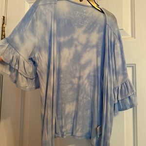 american eagle wrap around shirt